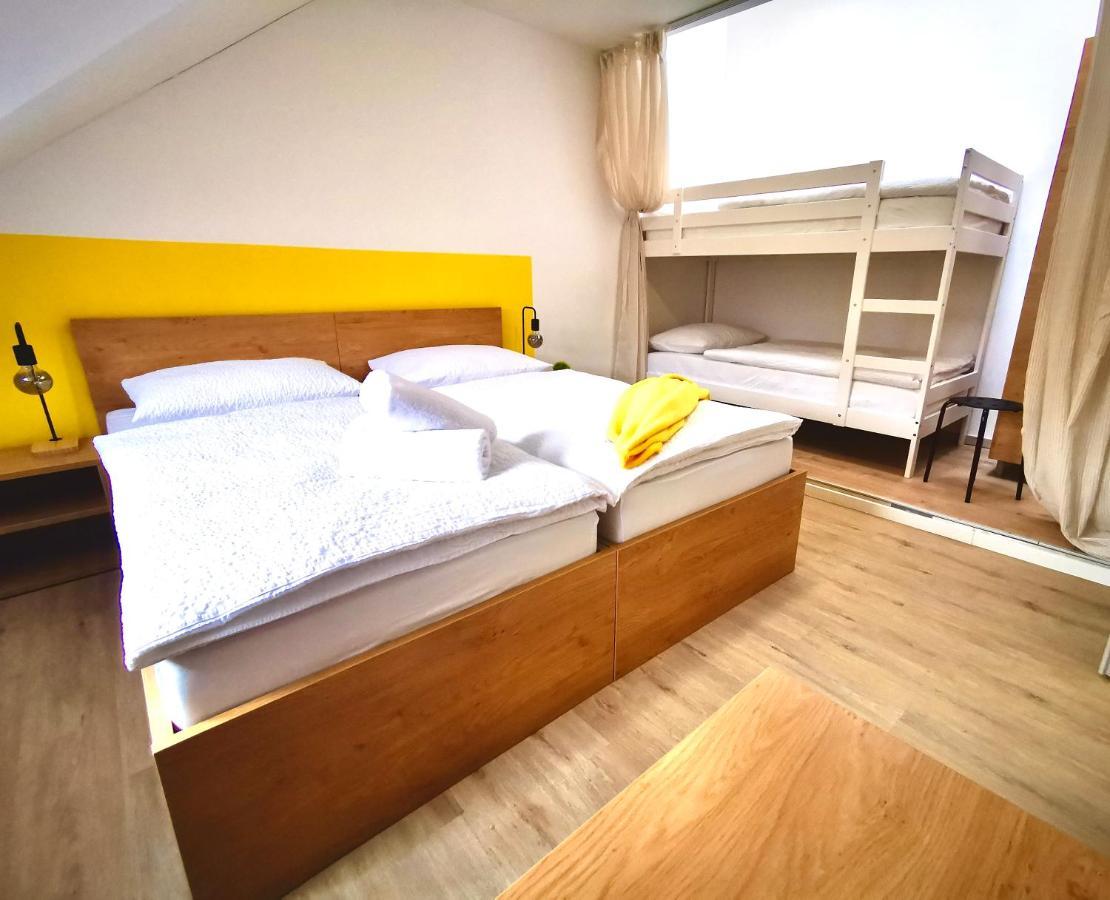 Rainbow House Rooms Maribor Exterior foto